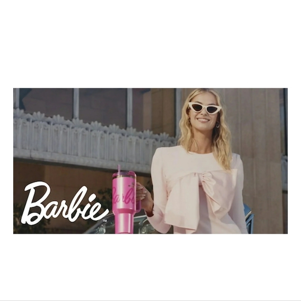 🐰BARBIE X STANLEY40oz ICON QUENCHER LIMITED EDITON. NEW In Box. GENUINE STANLEY - Picture 2 of 8